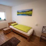 Wohlfuehloase - Moderne Mit Grossem Eingezaeuntem Garten In Alleinlage An Feld & Wald, Pur Trifft Auf Komfort, Wellness Und Gute Erholung Daire *