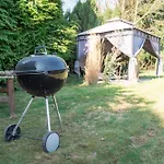 Wohlfuehloase - Moderne Mit Grossem Eingezaeuntem Garten In Alleinlage An Feld & Wald, Pur Trifft Auf Komfort, Wellness Und Gute Erholung * Alpen