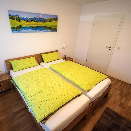Wohlfuehloase - Moderne Mit Grossem Eingezaeuntem Garten In Alleinlage An Feld & Wald, Pur Trifft Auf Komfort, Wellness Und Gute Erholung * Alpen