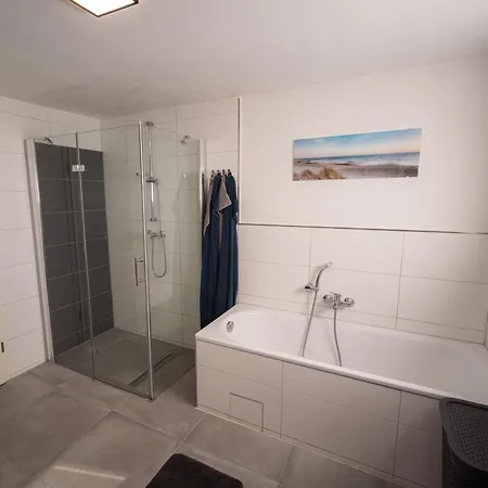 Wohlfuehloase - Moderne Mit Grossem Eingezaeuntem Garten In Alleinlage An Feld & Wald, Pur Trifft Auf Komfort, Wellness Und Gute Erholung Lejlighed Alpen