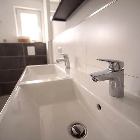 Wohlfuehloase - Moderne Mit Grossem Eingezaeuntem Garten In Alleinlage An Feld & Wald, Pur Trifft Auf Komfort, Wellness Und Gute Erholung