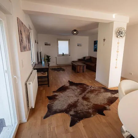 Wohlfuehloase - Moderne Mit Grossem Eingezaeuntem Garten In Alleinlage An Feld & Wald, Pur Trifft Auf Komfort, Wellness Und Gute Erholung *