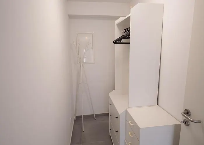 Wohlfühloase - Moderne Mit Großem Eingezäuntem Garten In Alleinlage An Feld&wald, Pur Trifft Auf Komfort, Wellness Und Gute Erholung * Alpen