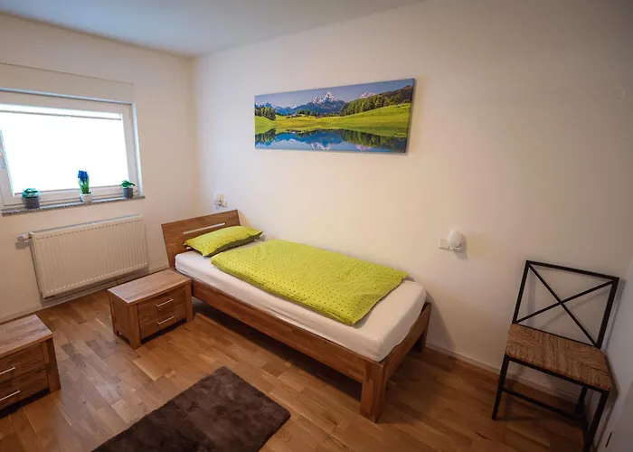 Wohlfuehloase - Moderne Mit Grossem Eingezaeuntem Garten In Alleinlage An Feld & Wald, Pur Trifft Auf Komfort, Wellness Und Gute Erholung Apartament *