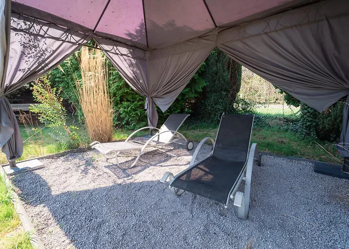 Wohlfühloase - Moderne Mit Großem Eingezäuntem Garten In Alleinlage An Feld&wald, Pur Trifft Auf Komfort, Wellness Und Gute Erholung Alpen