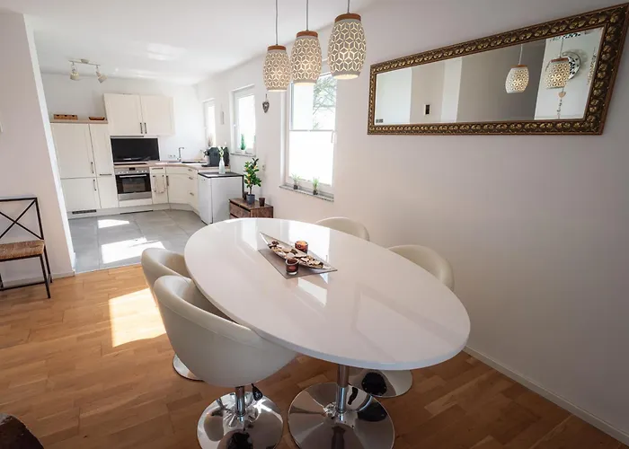 Wohlfuehloase - Moderne Mit Grossem Eingezaeuntem Garten In Alleinlage An Feld & Wald, Pur Trifft Auf Komfort, Wellness Und Gute Erholung Alpen