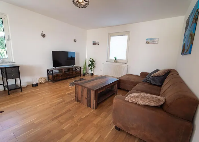 Wohlfuehloase - Moderne Mit Grossem Eingezaeuntem Garten In Alleinlage An Feld & Wald, Pur Trifft Auf Komfort, Wellness Und Gute Erholung Apartament