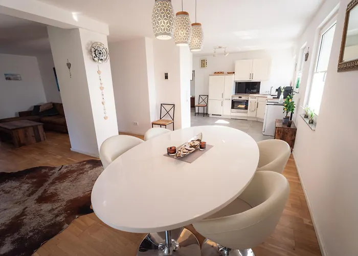 Apartament Wohlfuehloase - Moderne Mit Grossem Eingezaeuntem Garten In Alleinlage An Feld & Wald, Pur Trifft Auf Komfort, Wellness Und Gute Erholung *