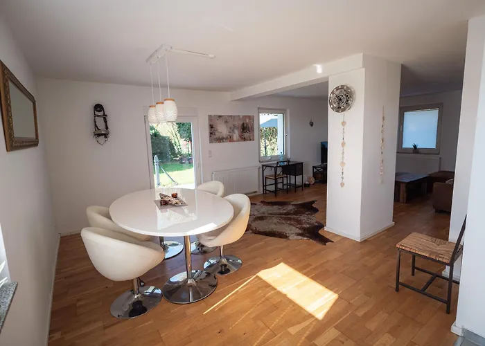 Wohlfuehloase - Moderne Mit Grossem Eingezaeuntem Garten In Alleinlage An Feld & Wald, Pur Trifft Auf Komfort, Wellness Und Gute Erholung Apartament Alpen