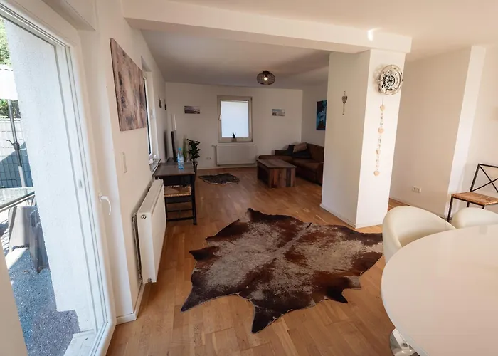 Wohlfuehloase - Moderne Mit Grossem Eingezaeuntem Garten In Alleinlage An Feld & Wald, Pur Trifft Auf Komfort, Wellness Und Gute Erholung *